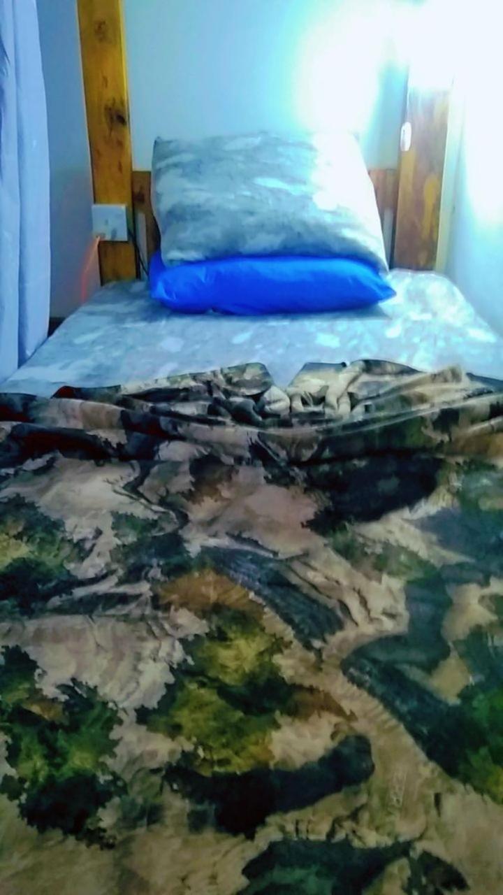 Ella Kumi Hostel Eksteriør bilde